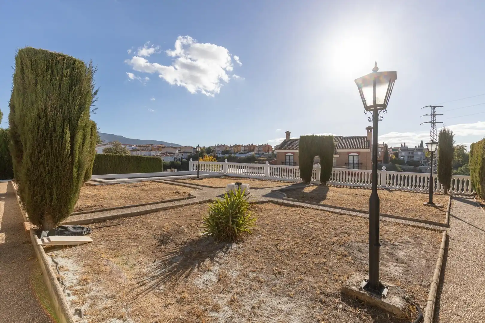Vista exterior de Casa o xalet en venda en Gójar amb Calefacció, Jardí privat i Terrassa