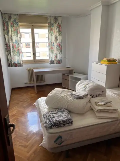 Flat for rent in Avenida de Pío XII, 17, Iturrama