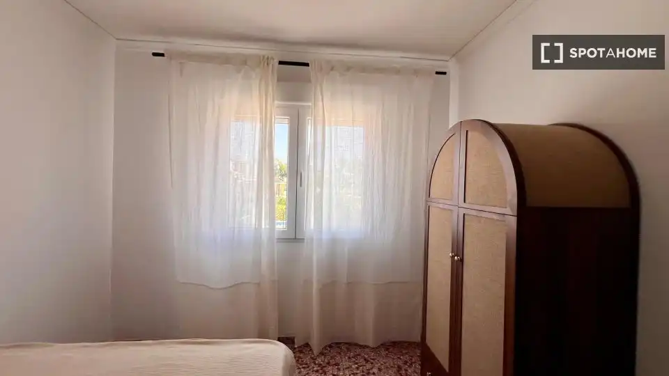 Bedroom of Flat for rent in Oliva Playa