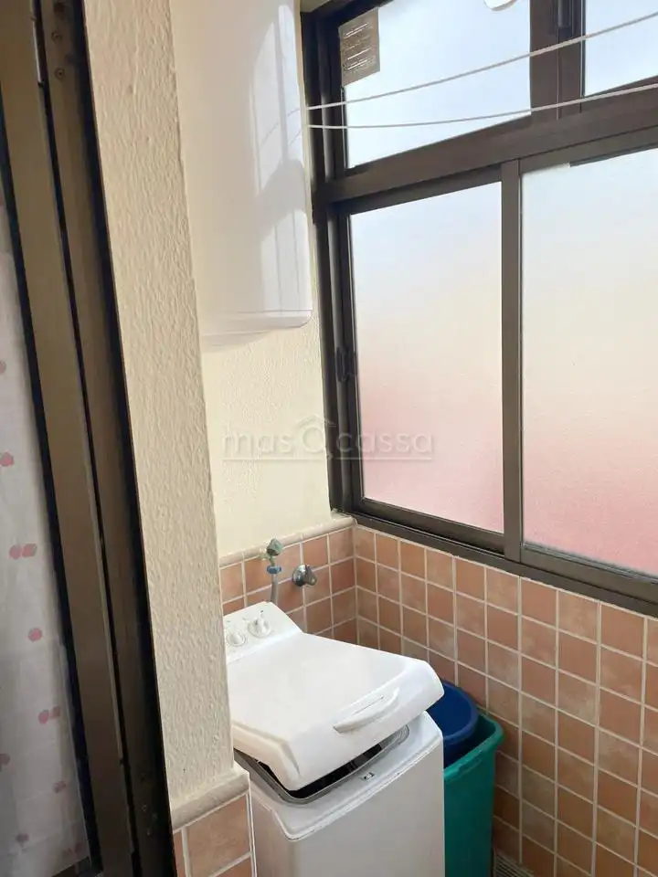 Flat for rent in Calle Gibraltar, San José - San Bernardo