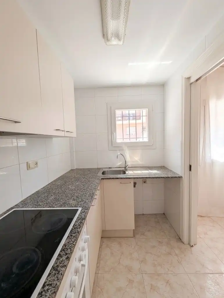 Flat for sale in Carrer Sant Hipòlit, imagen 9