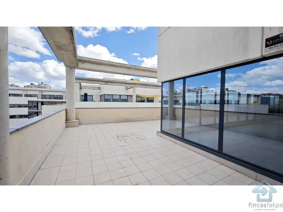 Terraza de Oficina de alquiler en Madrid