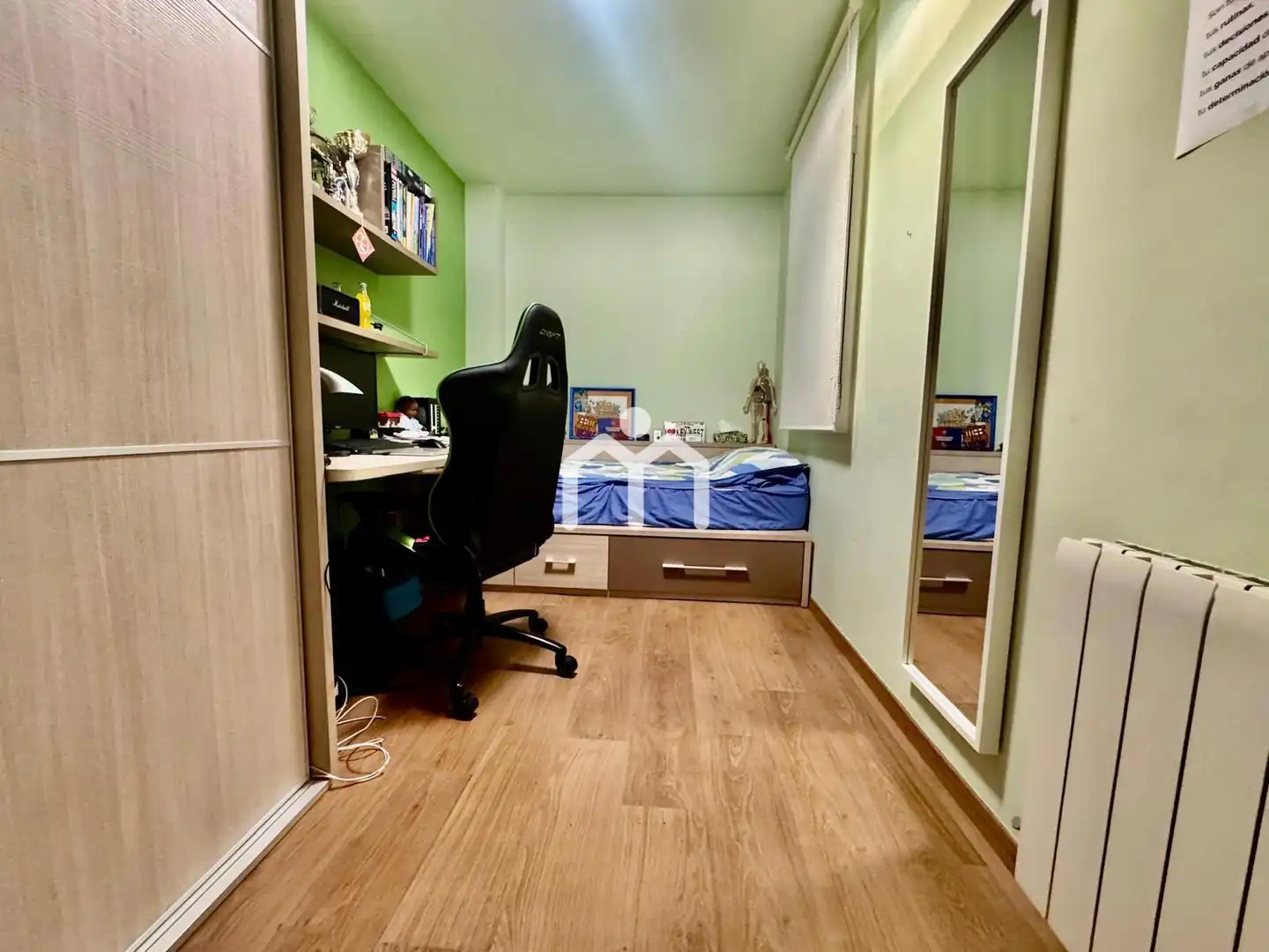 Habitación de Piso en venta en Badalona con Aire acondicionado, Calefacción y Parquet