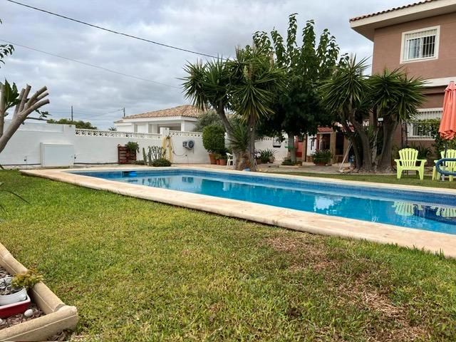 House or chalet for sale in La Huerta