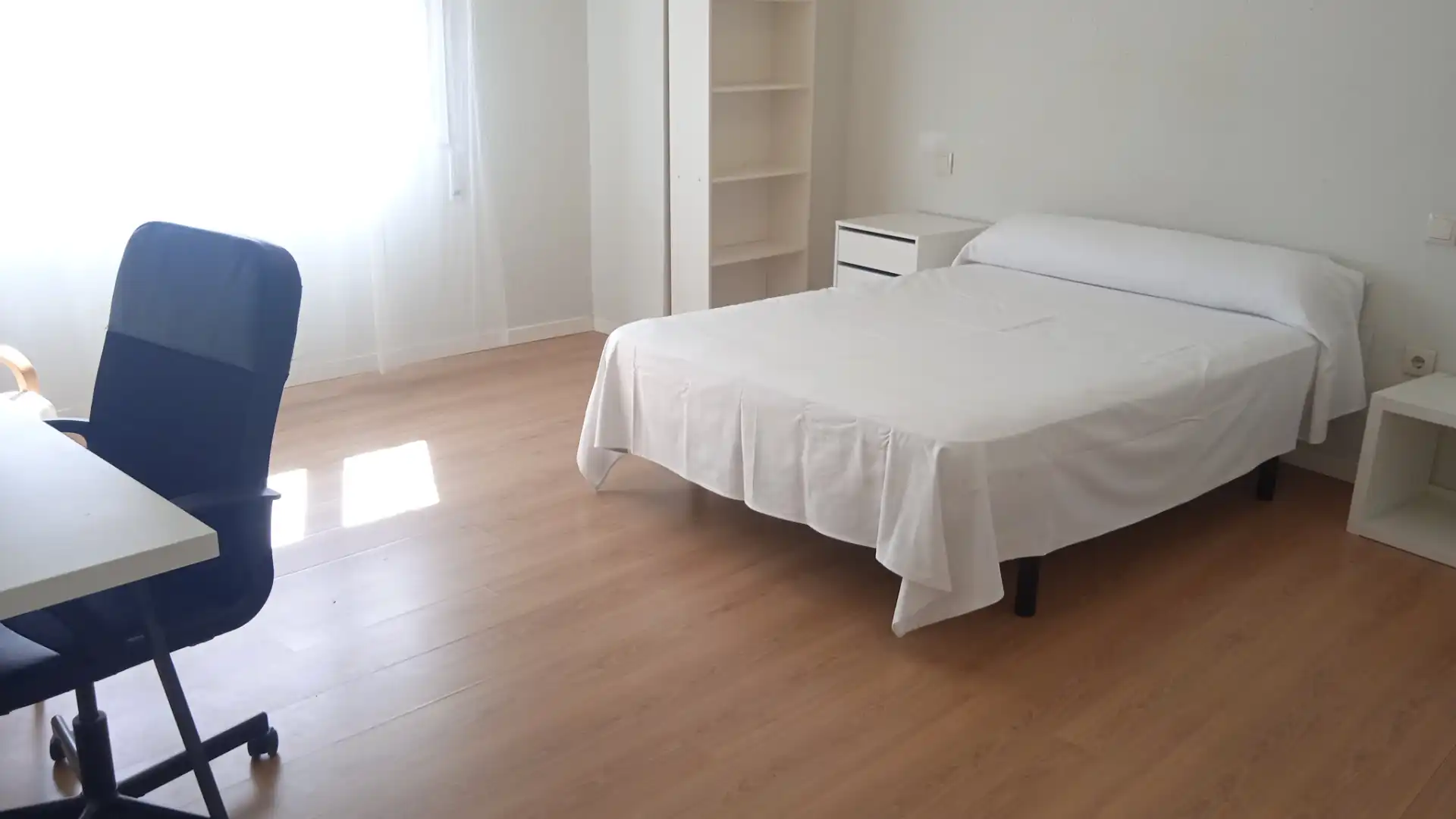 Bedroom of Flat for rent in Segovia  with Heating, Parquet flooring and Terrace
