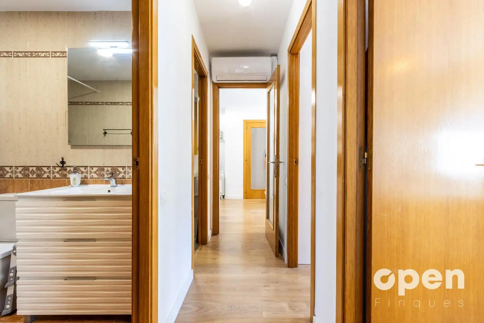 Flat for sale in Terrassa  with Air Conditioner, Heating and Parquet flooring