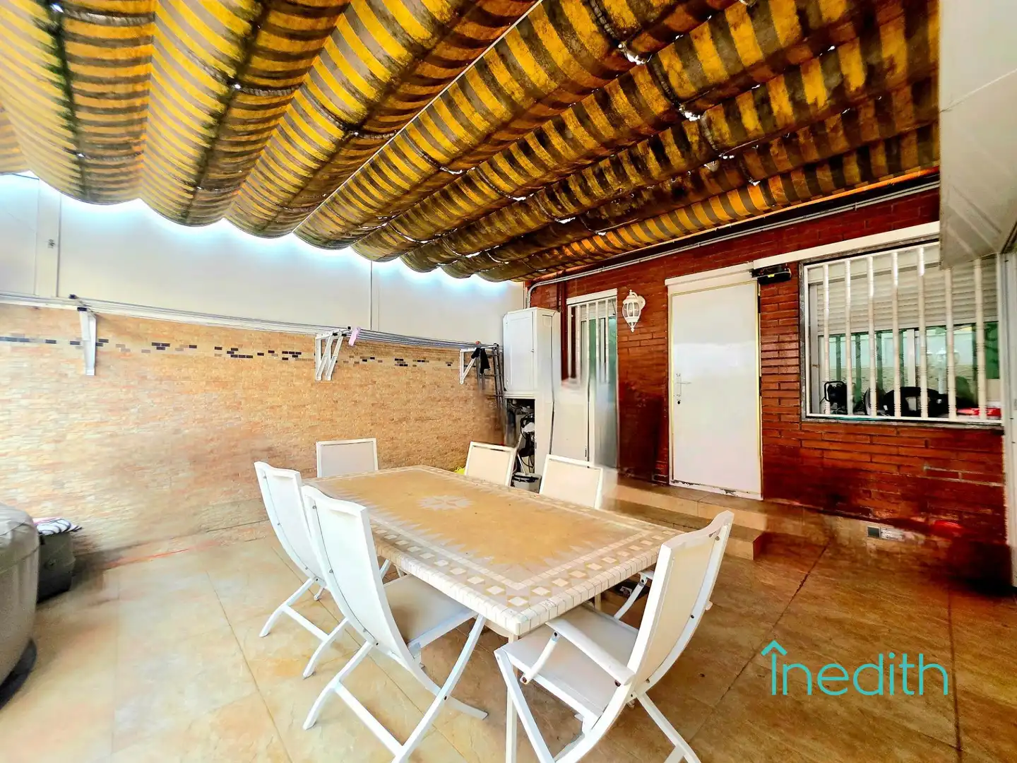 Terrasse von Einfamilien-Reihenhaus zum Verkauf in Viladecans mit Klimaanlage, Heizung und Terrasse