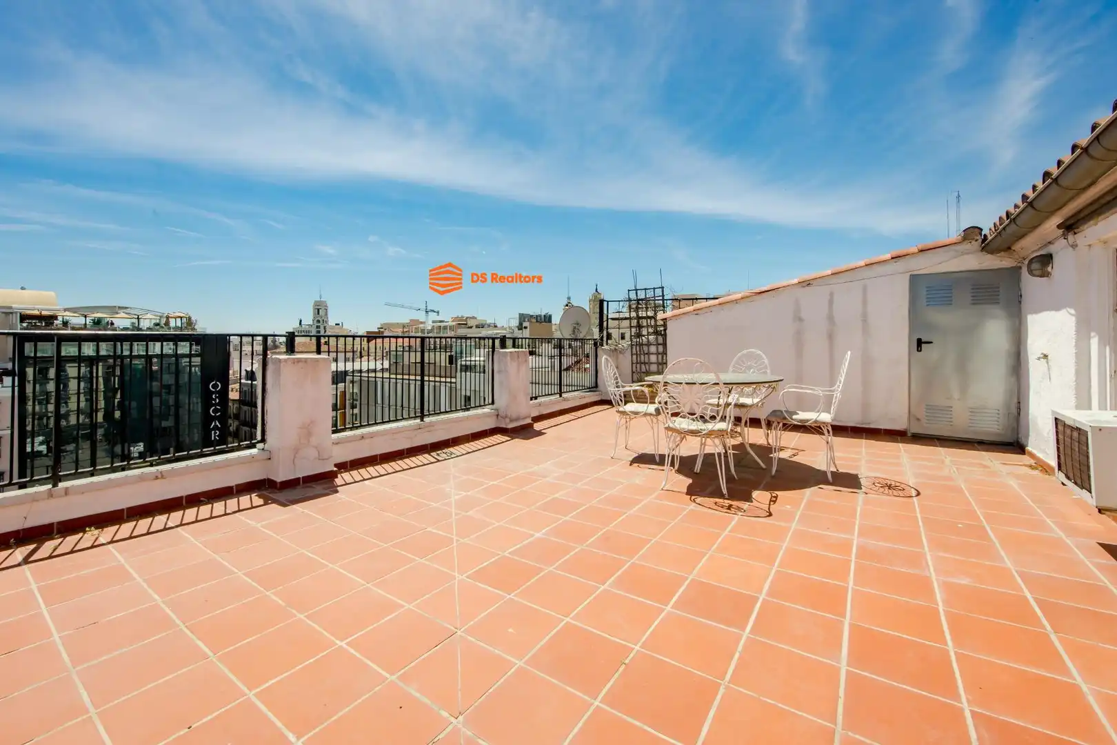Terrasse von Dachboden zur Miete in Madrid mit Heizung, Terrasse und Möbliert
