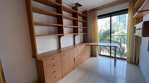 Photo 3 of Flat to rent in El Raval - Portes Encarnades, Alicante