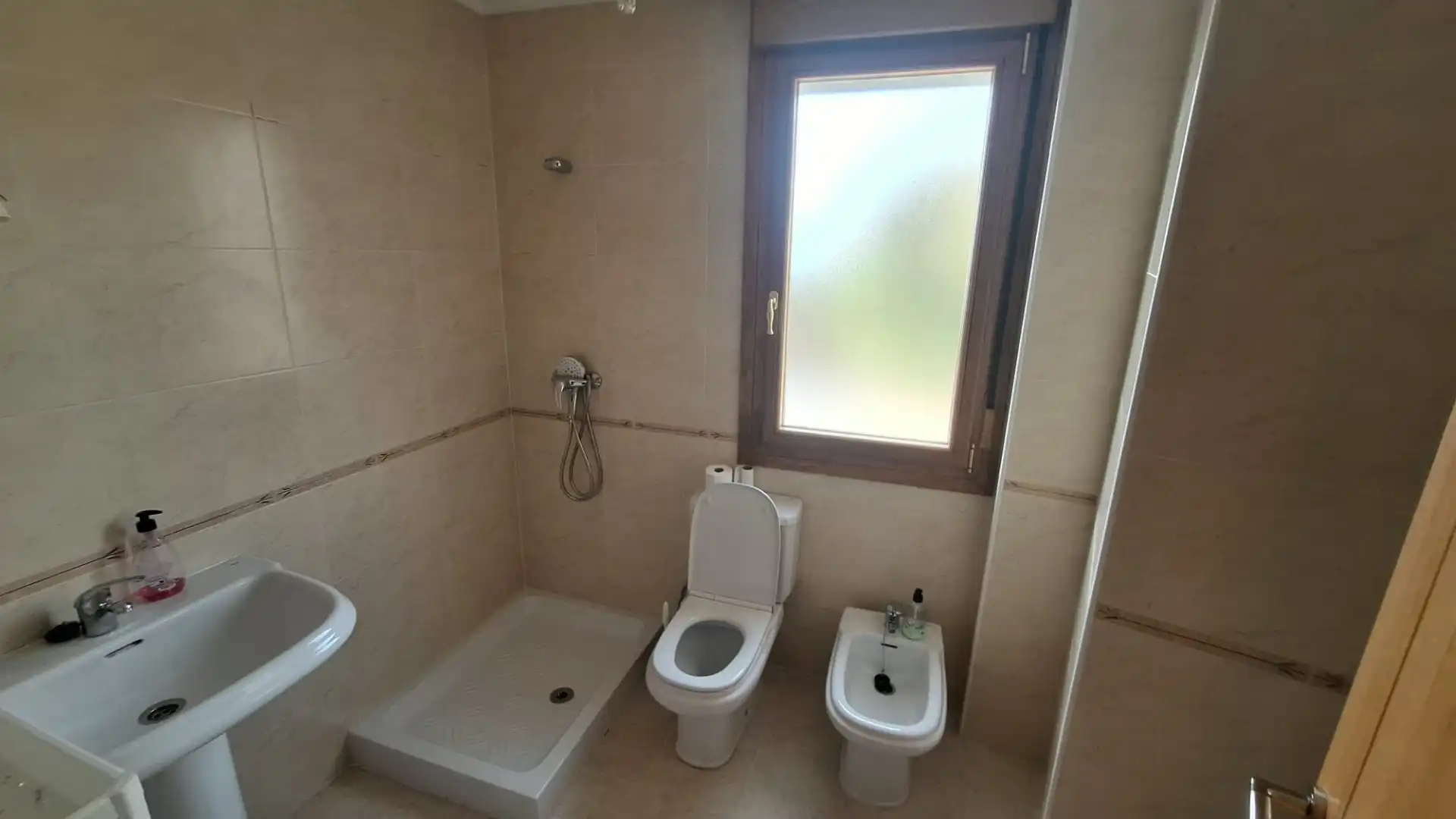 Bathroom of Detached homes for sale in Mucientes  with Heating, Parquet flooring and Furnished