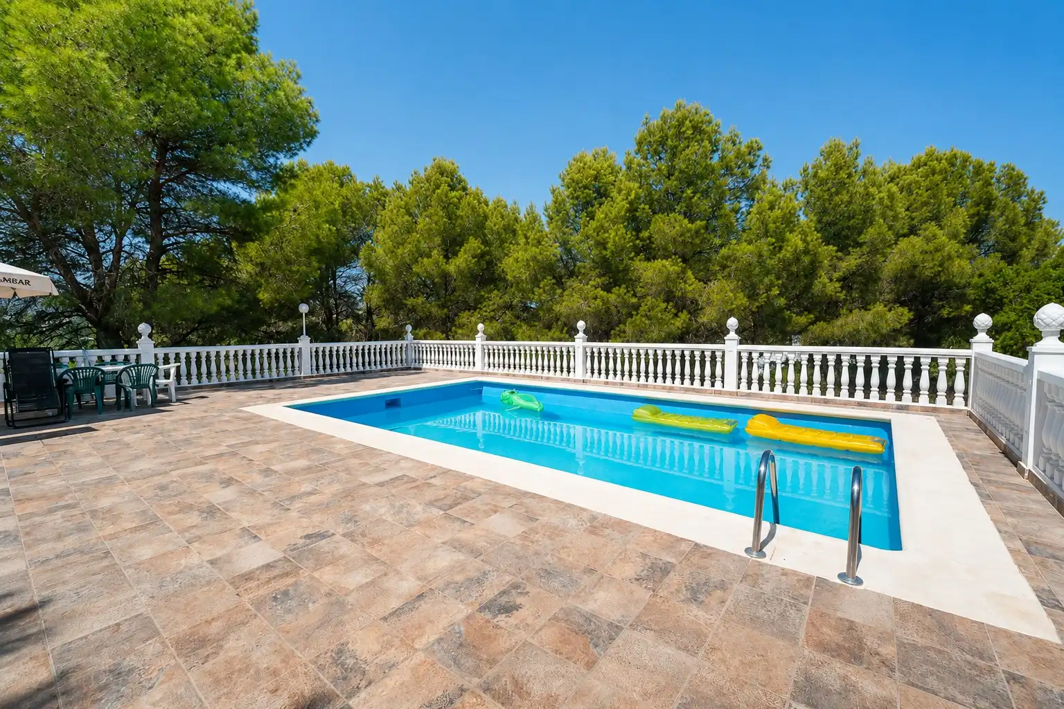 Piscina de Casa o xalet en venda en Alberic amb Jardí privat, Terrassa i Traster
