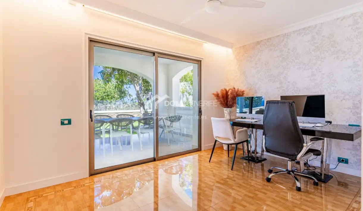 Casa o chalet en venta en Adeje con Jardín privado, Terraza y Trastero