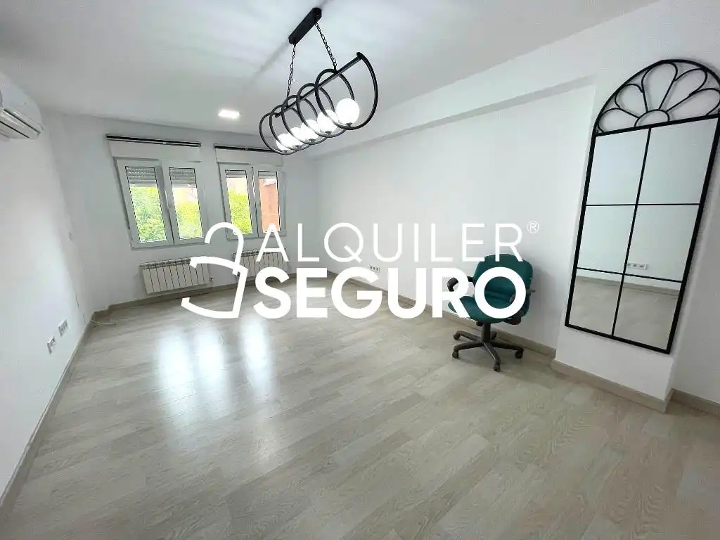 Wohnung zur Miete in Madrid mit Klimaanlage und Heizung