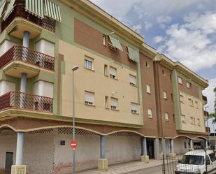 Exterior view of Flat for sale in Torredonjimeno  with Swimming Pool