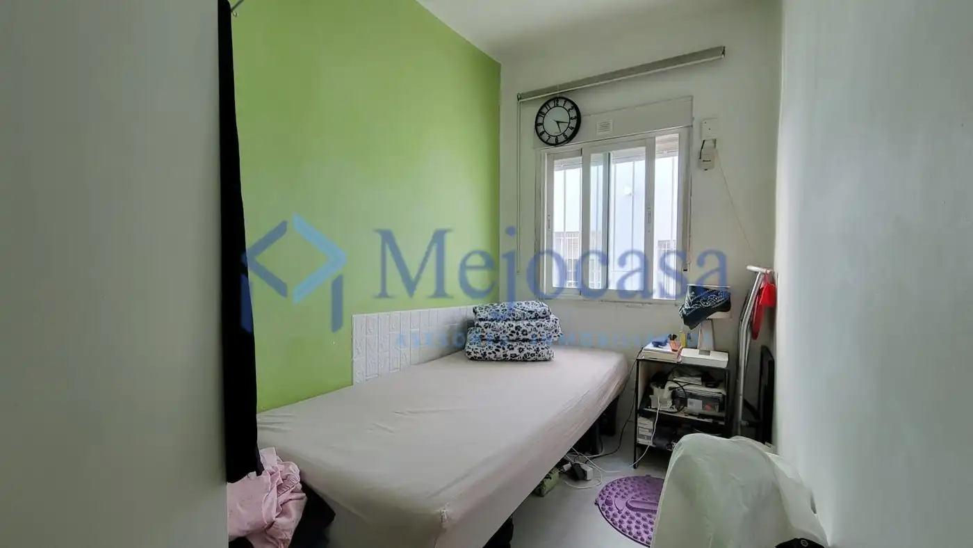 Bedroom of Flat for sale in Madrid  with Air Conditioner and Furnished