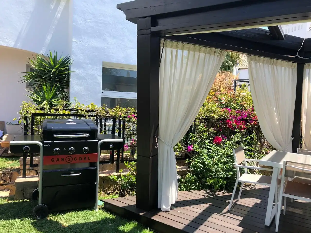 Terrassa de Casa o xalet de lloguer en Marbella amb Aire condicionat, Calefacció i Jardí privat