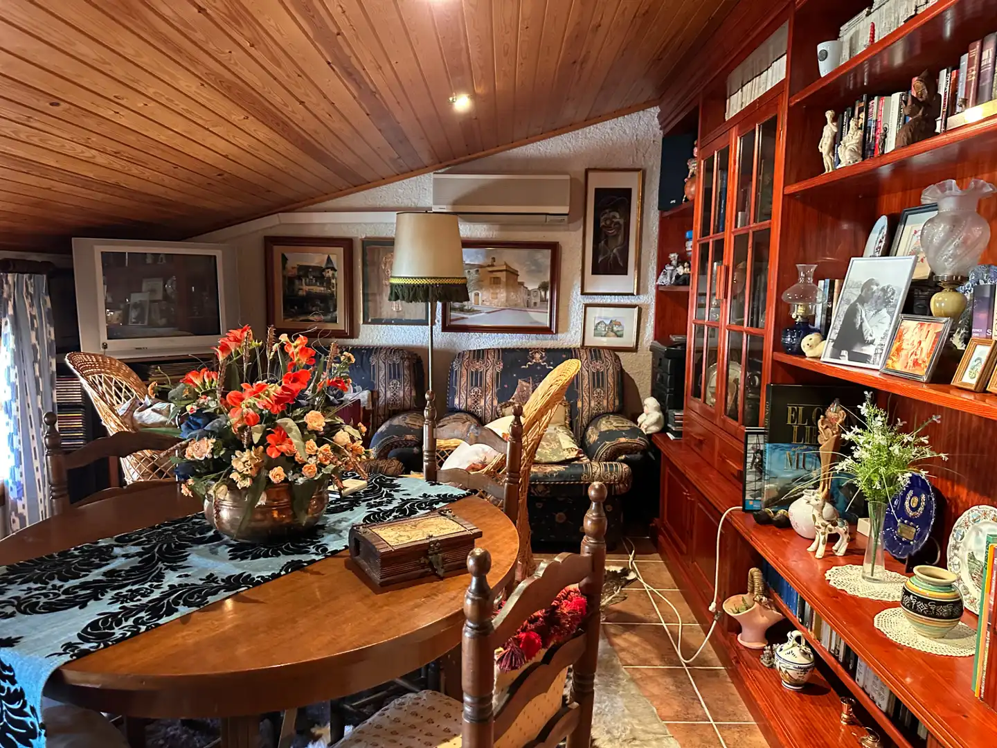 Living room of Houses for sale in Perafort  with Air Conditioner, Heating and Terrace