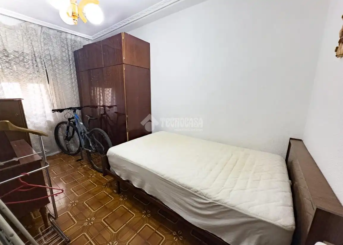 Habitación de Piso en venta en Alcalá de Henares