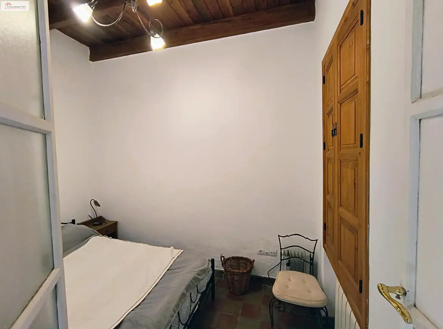 Habitación de Casa adosada en venta en Almadén de la Plata con Aire acondicionado, Calefacción y Terraza