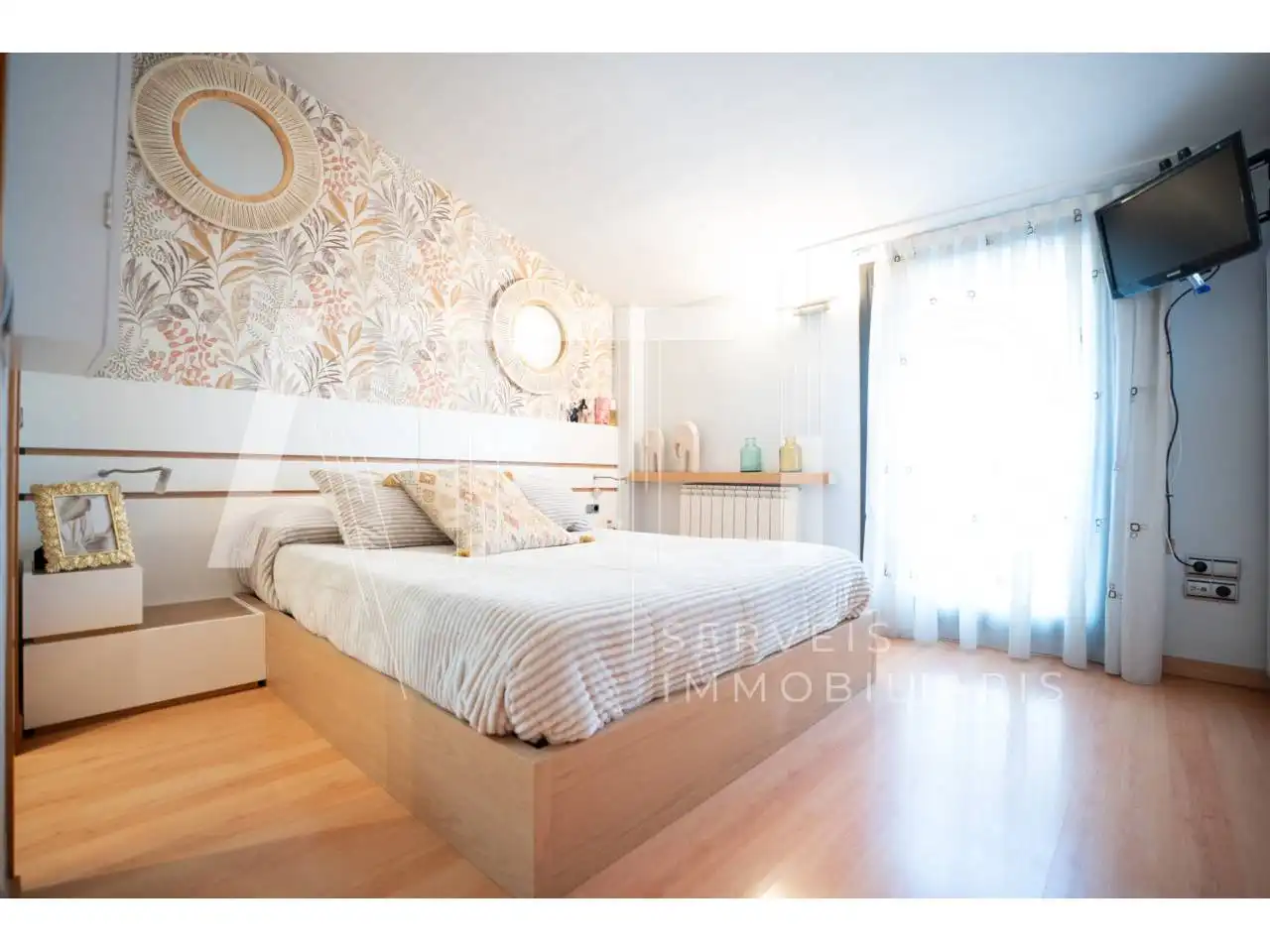 Schlafzimmer von Dachboden zum Verkauf in Sant Quirze del Vallès mit Klimaanlage, Heizung und Parkett
