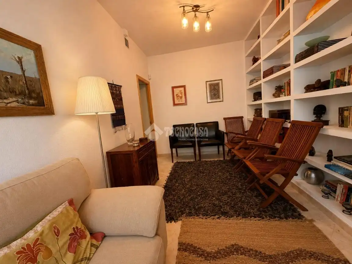 Sala de estar de Casa o chalet en venta en Carranque con Aire acondicionado, Parquet y Terraza