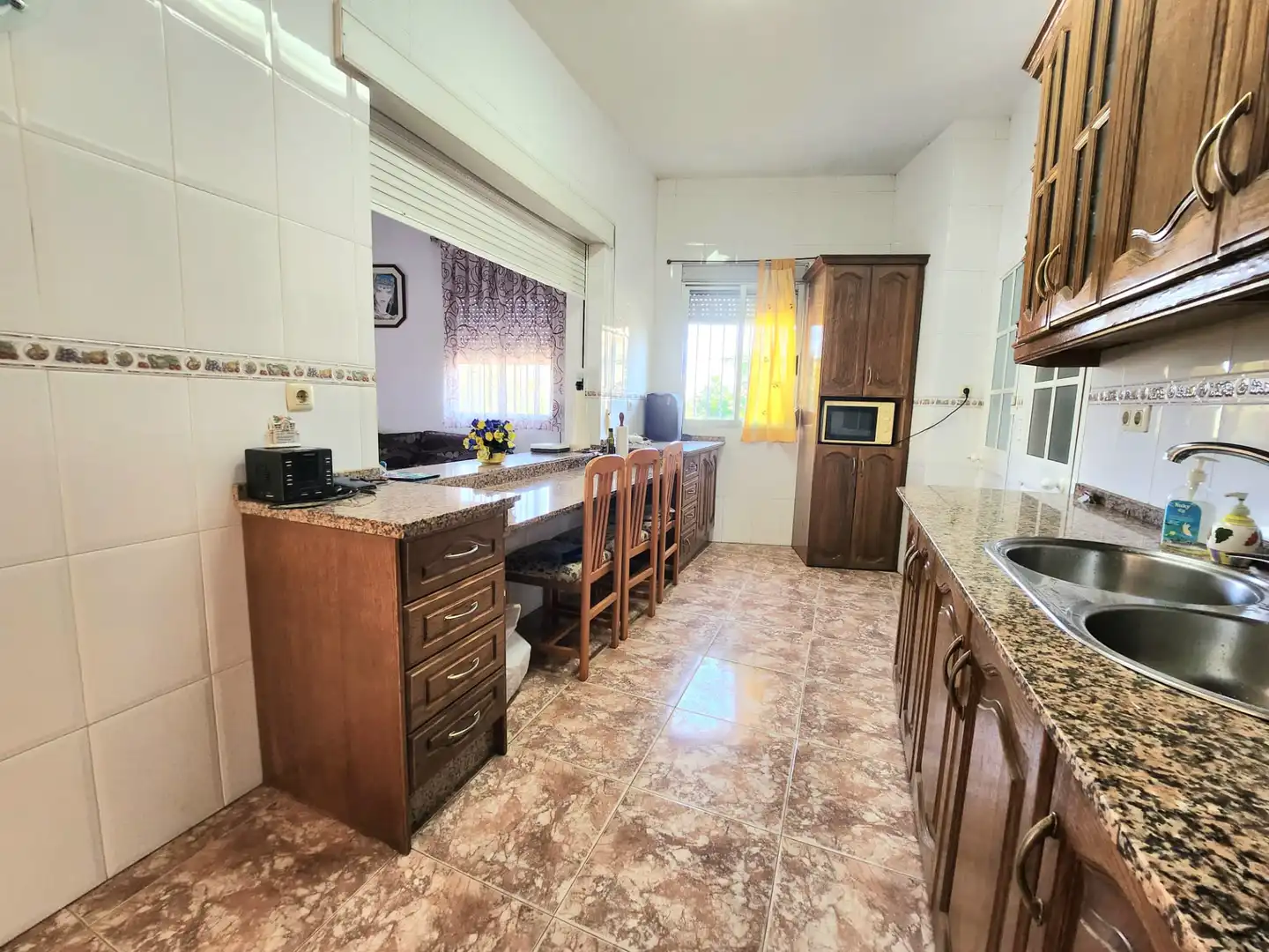 Küche von Haus oder Chalet zum Verkauf in Alcalá de Guadaira mit Privatgarten, Terrasse und Abstellraum