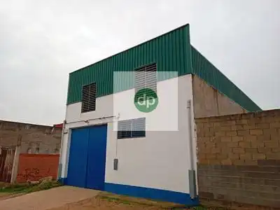 Nau industrial en venda a Dehesilla de Calamón - Campomanes
