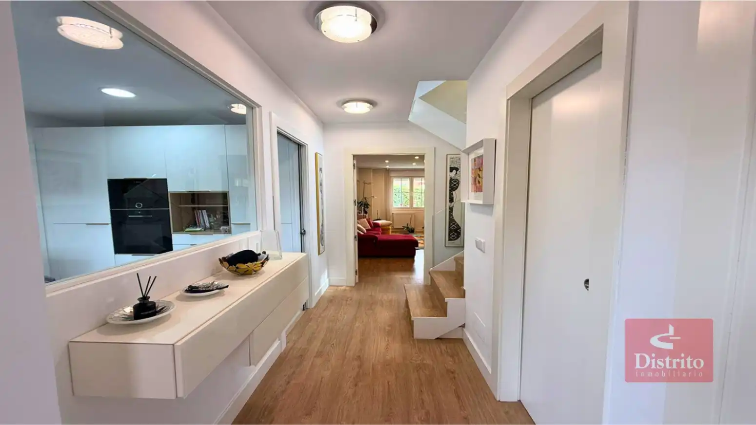 Einfamilien-Reihenhaus zum Verkauf in Piélagos mit Heizung, Privatgarten und Terrasse