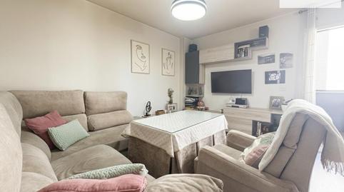 Foto 3 de Piso en venta en Avenida de Circunvalación, 5, Carretera de Granada - La Alcazaba, Alhendín