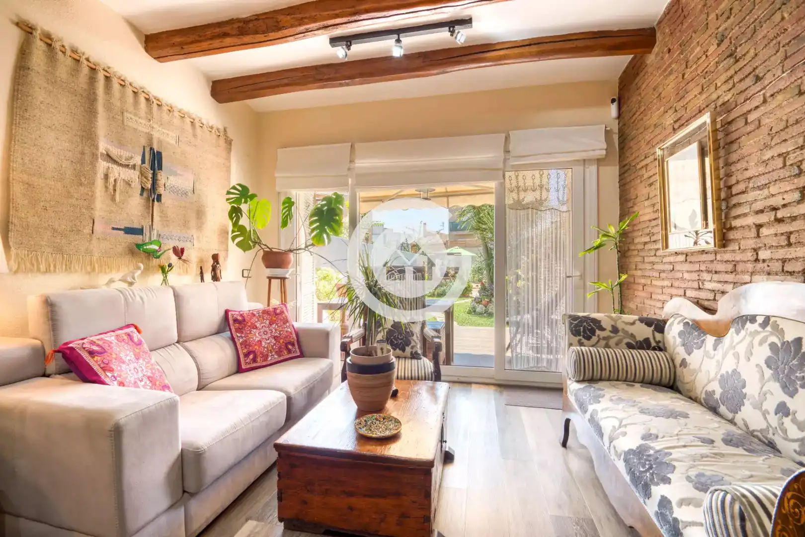 Sala de estar de Casa adosada en venta en Palafrugell con Calefacción, Parquet y Terraza
