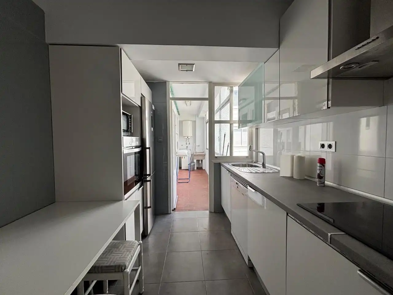 Küche von Wohnung zur Miete in A Coruña Capital  mit Heizung