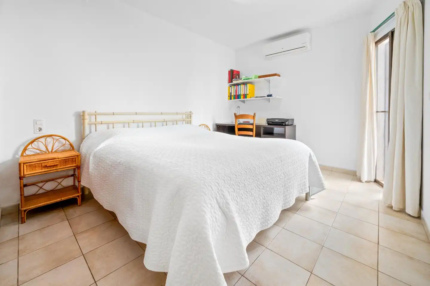 Bedroom of Houses for sale in Almuñécar  with Air Conditioner, Private garden and Terrace