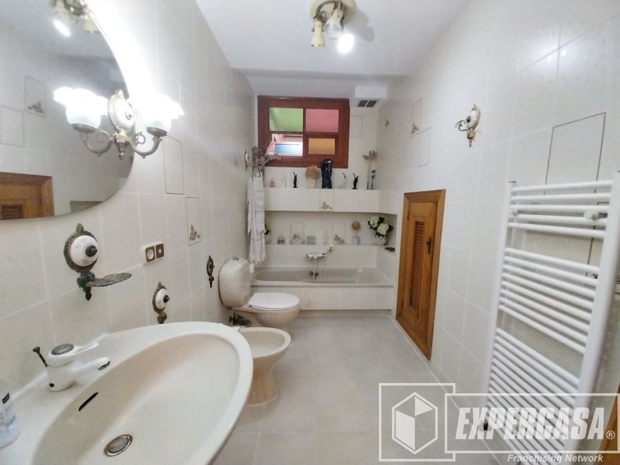 Baño de Casa o chalet en venta en Torrent con Aire acondicionado, Calefacción y Terraza