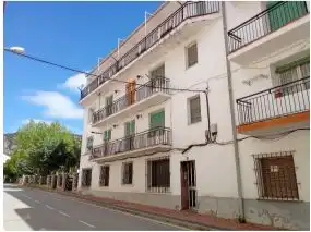 Piso en venta en Carretera Valdemeca 10
