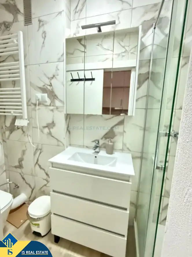 Bathroom of Study for sale in Torrevieja  with Air Conditioner, Heating and Furnished