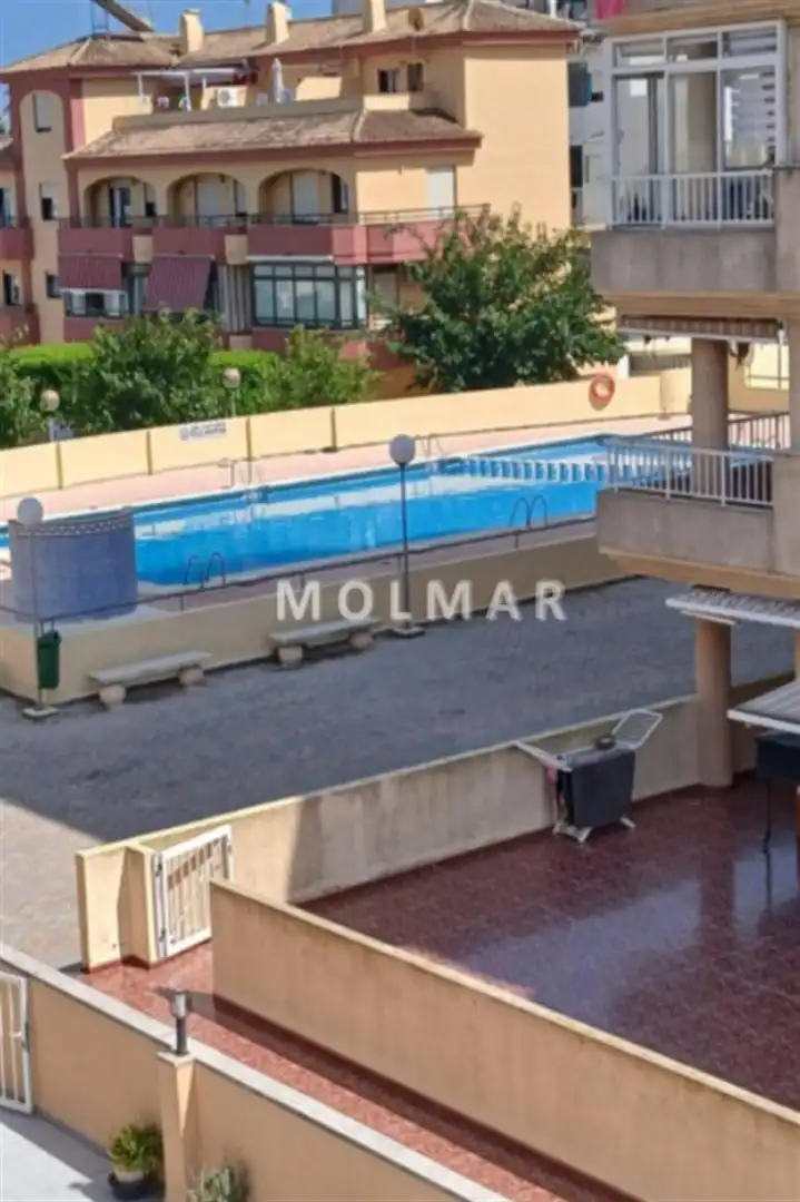 Piscina de Piso en venta en Tavernes de la Valldigna con Trastero, Amueblado y Balcón