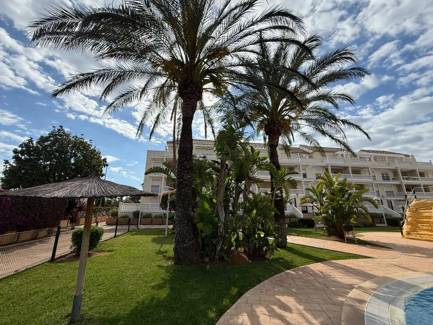 Vista exterior de Apartament en venda en Dénia amb Aire condicionat, Calefacció i Terrassa