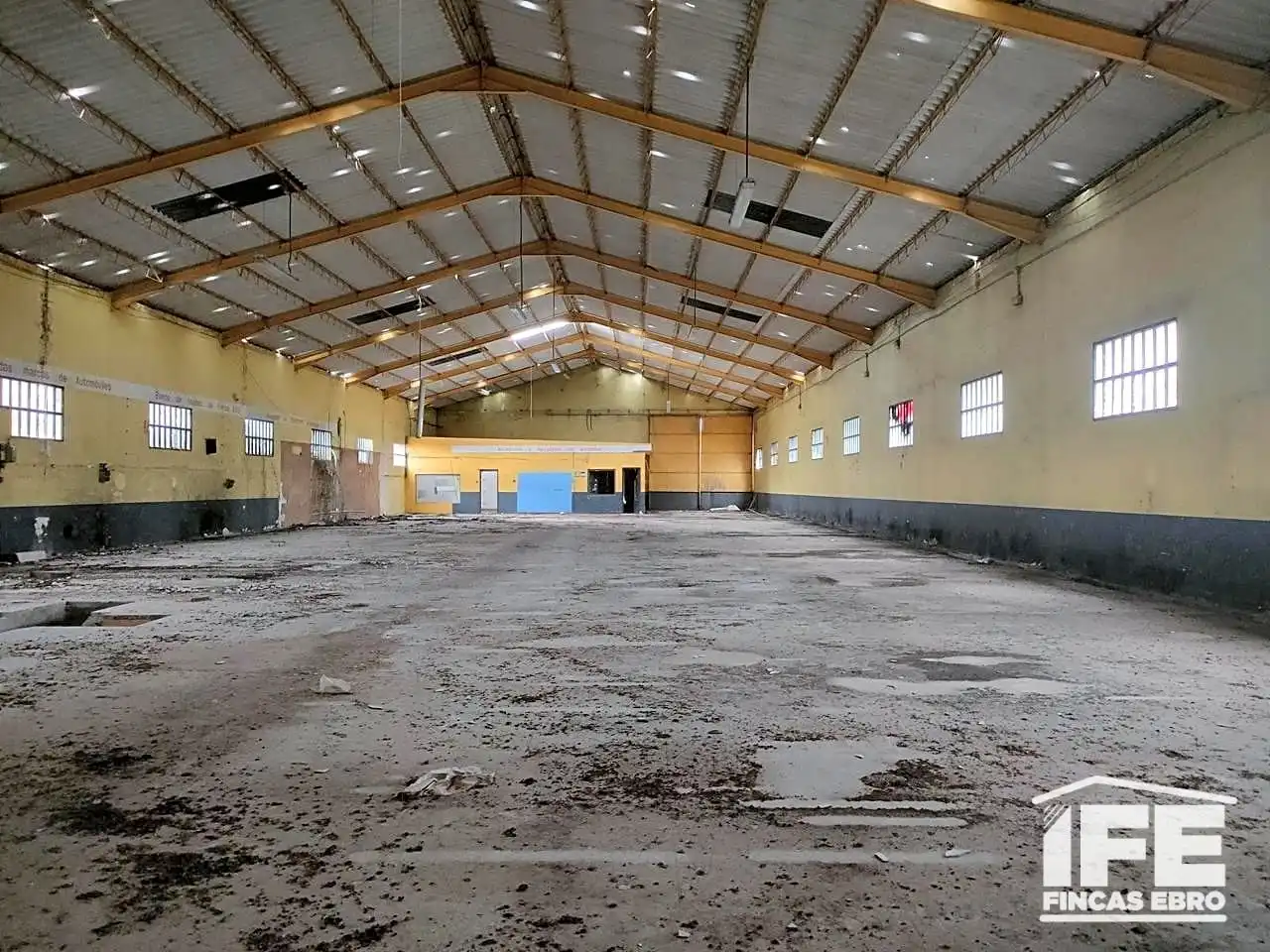 Nave industrial en venta en Pedrola