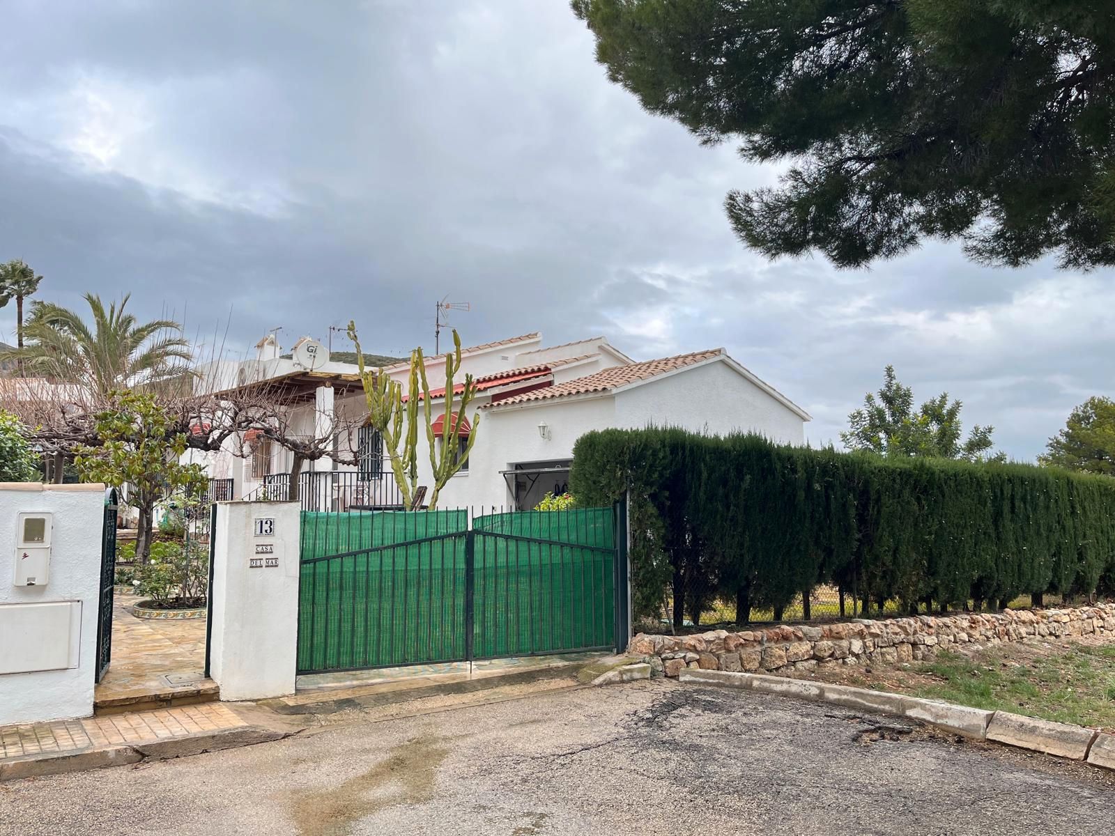 Vista exterior de Casa o xalet en venda en Peñíscola / Peníscola amb Jardí privat, Terrassa i Moblat