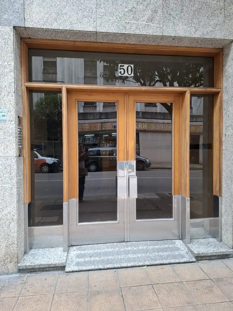 Außenansicht von Wohnung zur Miete in Gijón  mit Heizung und Parkett