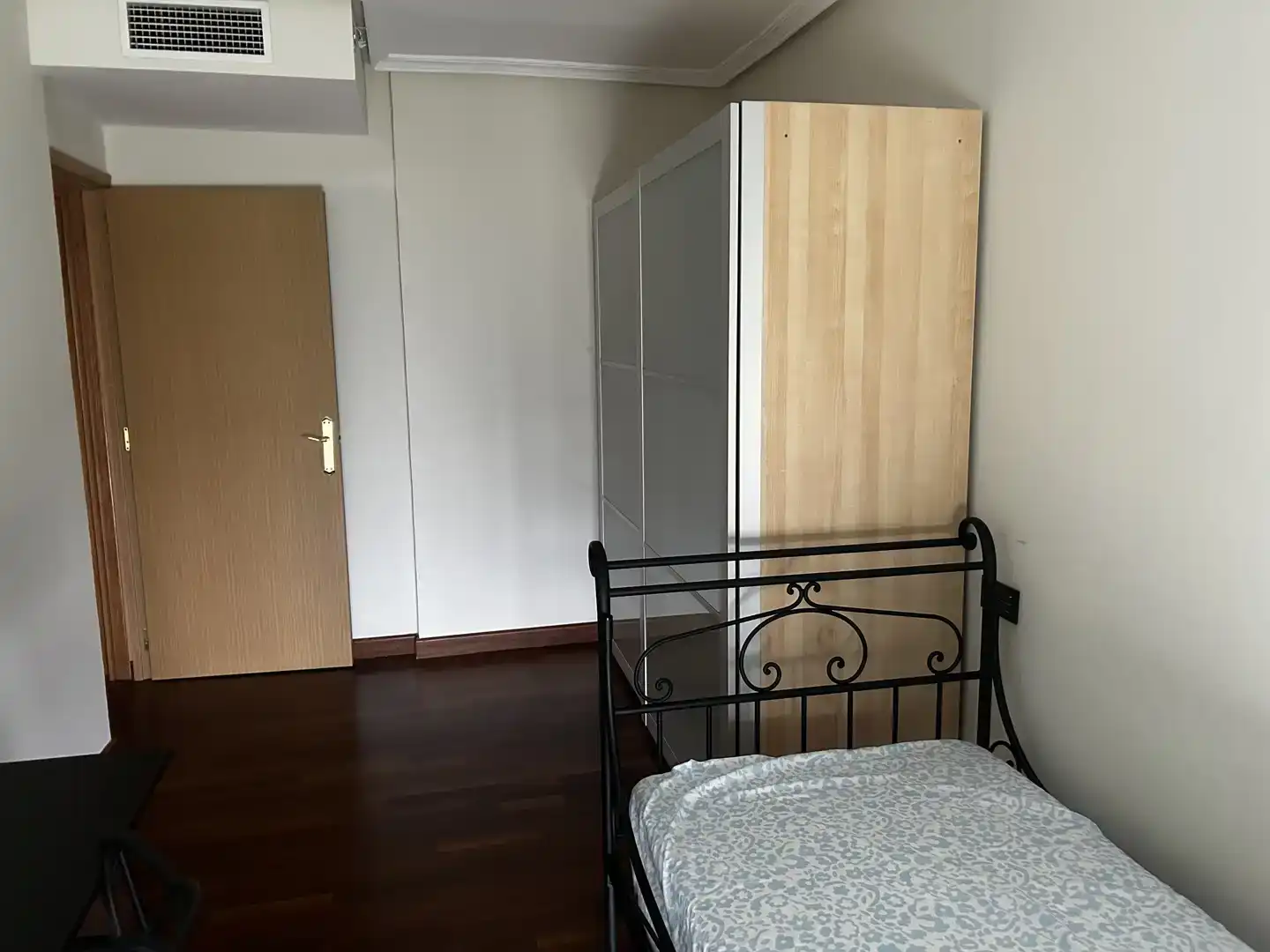 Habitación de Piso para compartir en Murcia con Aire acondicionado, Parquet y Amueblado
