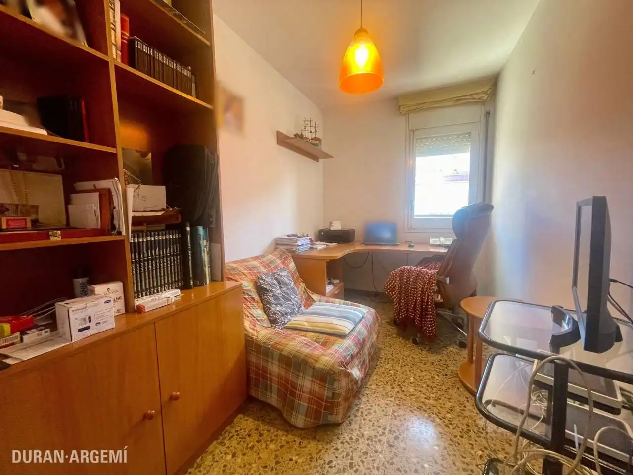 Habitación de Piso en venta en Terrassa con Calefacción y Balcón