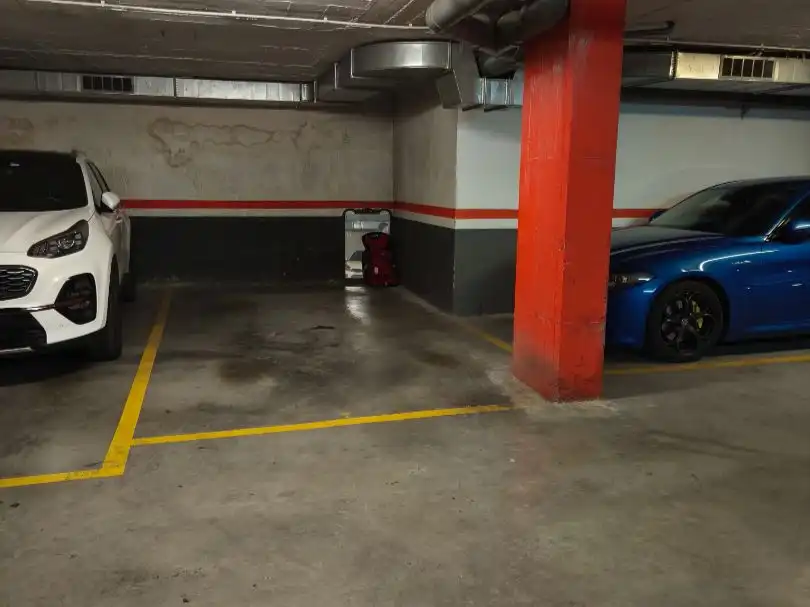 Einzelparkplatz zum Verkauf in Antonio Machado 12