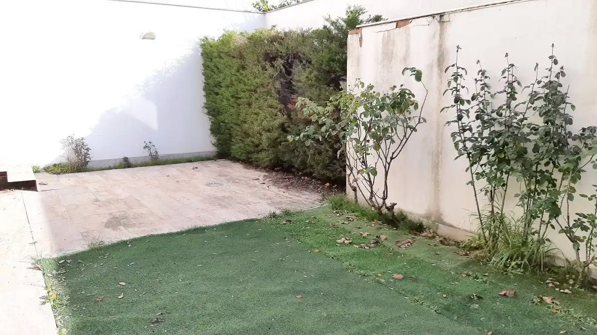 Jardí de Casa o xalet en venda en Ciudad Real amb Aire condicionat, Calefacció i Piscina