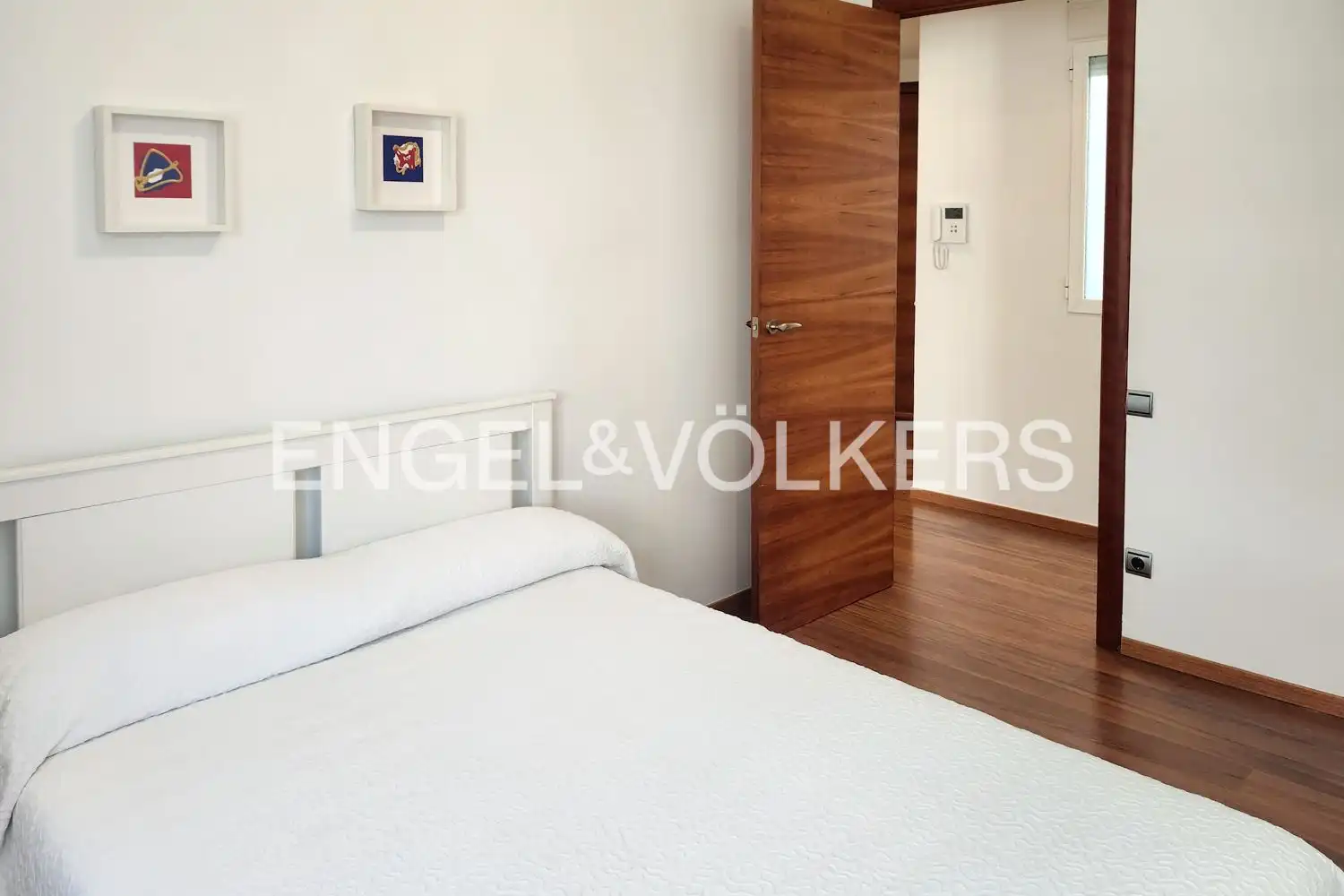 Habitación de Piso de alquiler en Valencia con Aire acondicionado, Calefacción y Amueblado