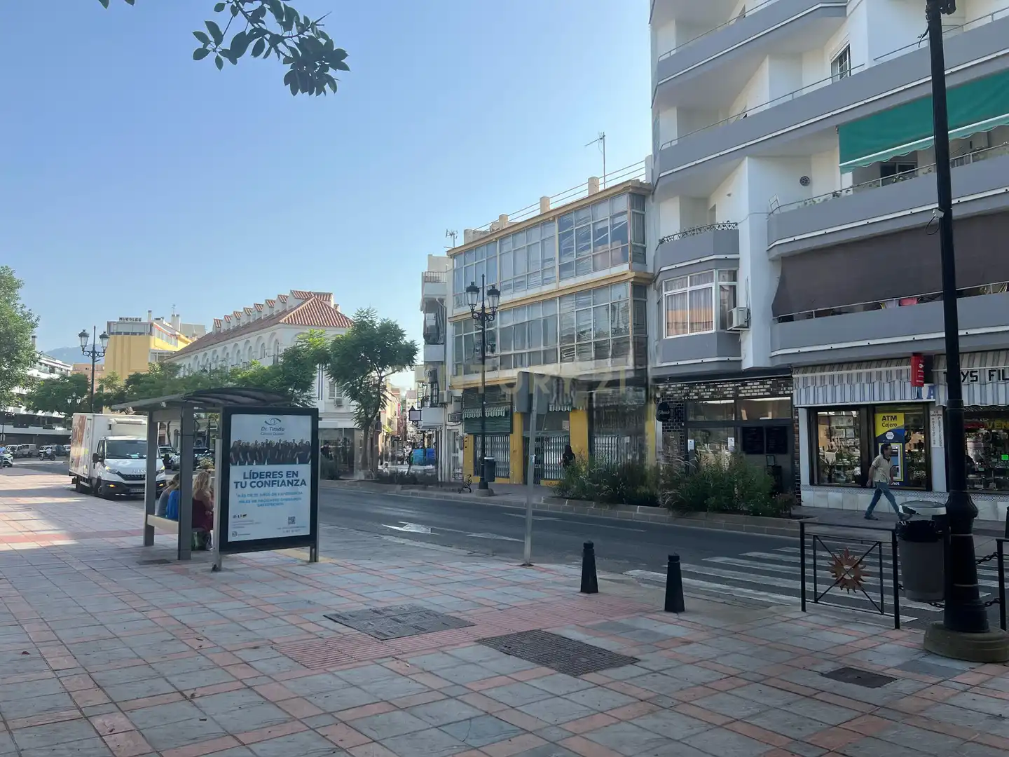 Edifici en venda a Avenida Condes de San Isidro, Fuengirola, Spain, -1, Puerto Deportivo