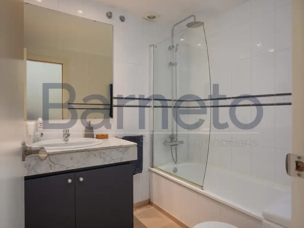 Bathroom of Houses for sale in Girona  with Air Conditioner