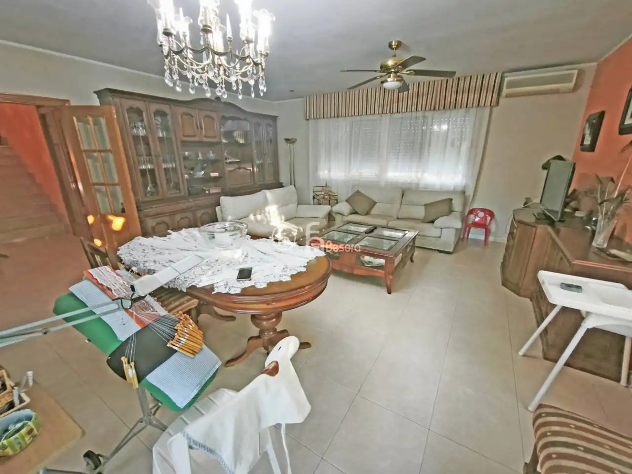 Casa aparellada amb jardí en venda a Avenida Lluís Companys, imagen 6