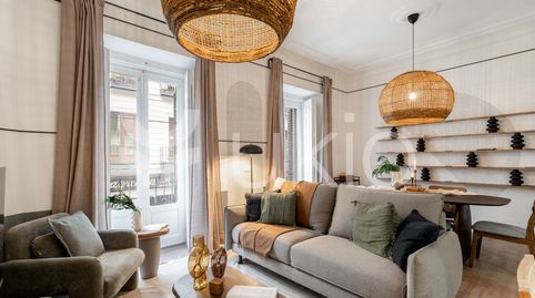 Apartamento de 3 habitaciones en Palacio