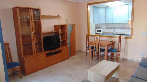 Foto 3 de Piso de alquiler en Valdepeñas, Ciudad Real